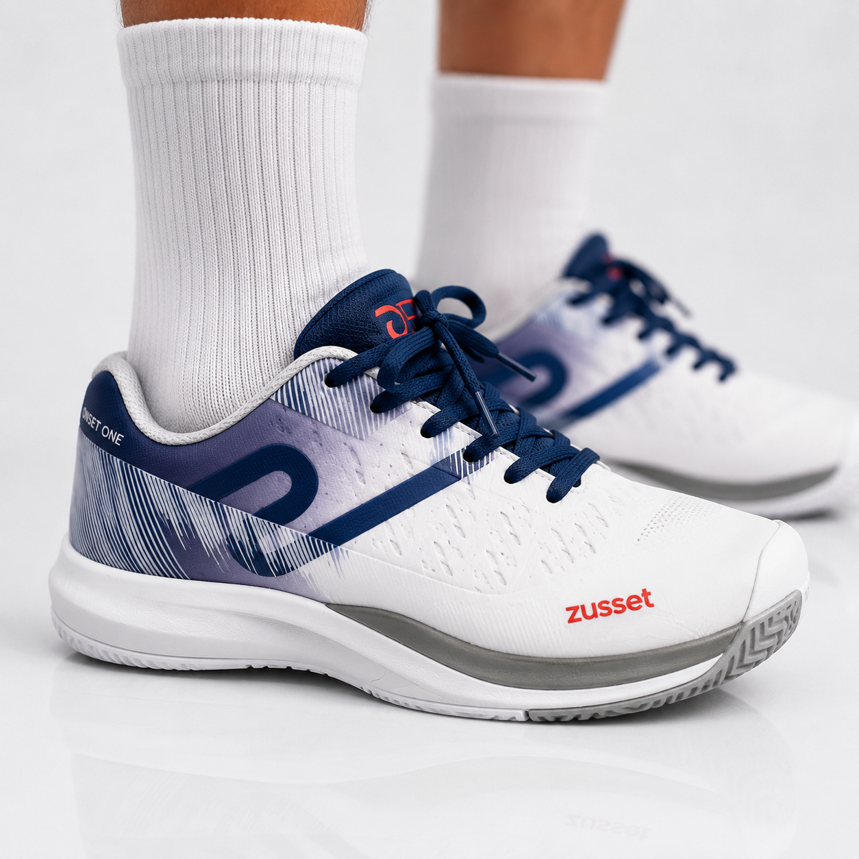 Zapatilla Onset One Marino / Blanco