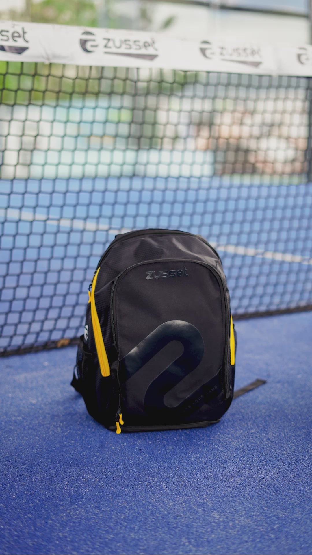 Mochila Z Negra y Amarillo